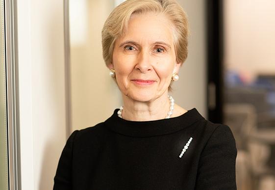 Portrait of Julia Budd, leadership advisor at Russell Reynolds Associates